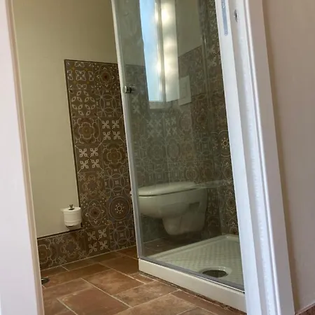 Borgo Bruno * شيبرانو